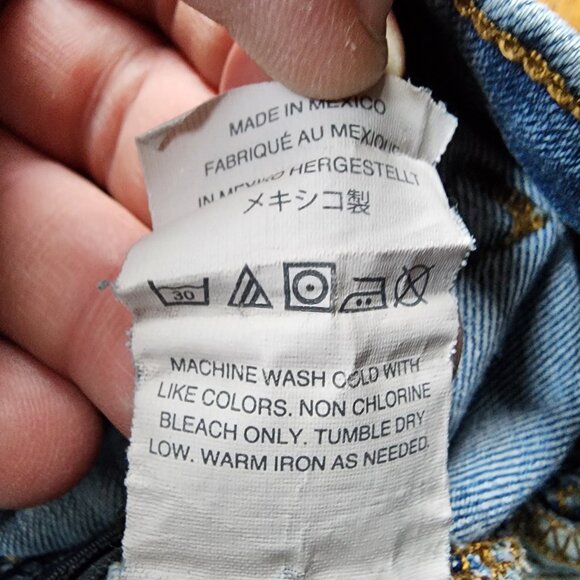 J.Crew Trademark Light Wash Denim Rolled Shorts Size 29 - Picture 6 of 10